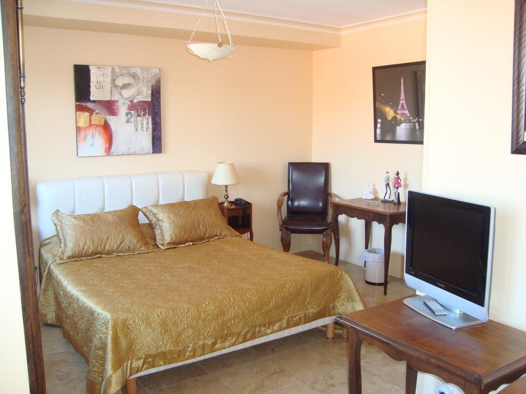 Hotel Le Sauvage Турню Экстерьер фото