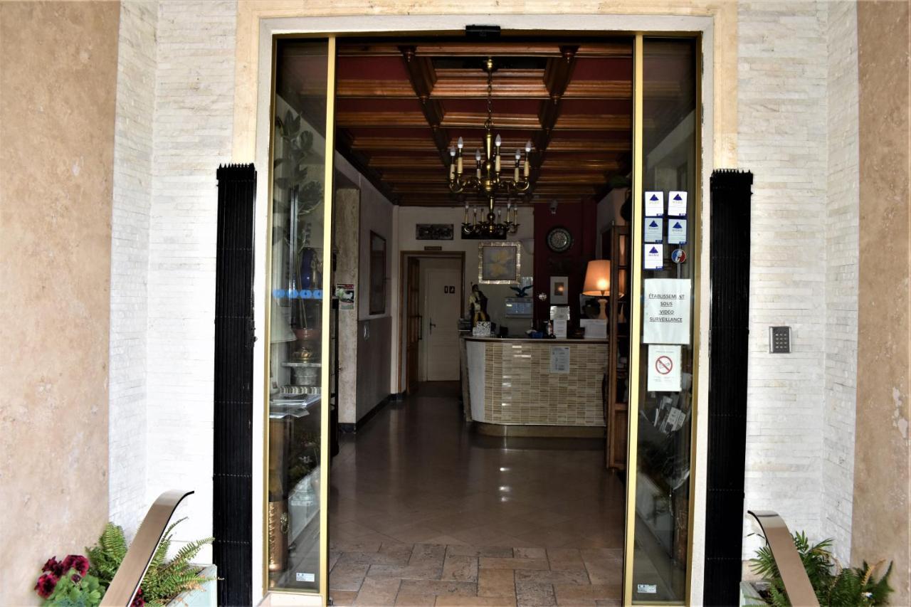 Hotel Le Sauvage Турню Экстерьер фото