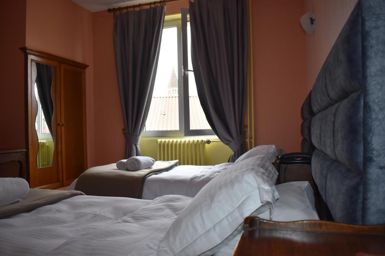 Hotel Le Sauvage Турню Экстерьер фото